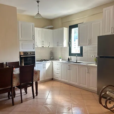 Lungo Mare Apartment